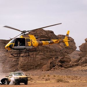 Foto Escape bajo fuego