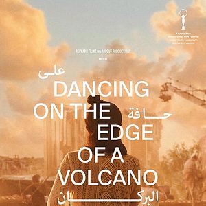 Foto Dancing on the Edge of a Volcano