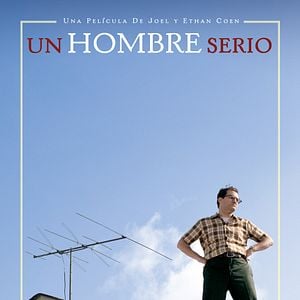 Foto Un hombre serio