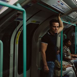 Foto Todos somos extraños