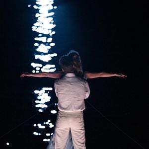 Foto Con todos menos contigo