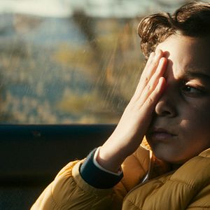 Foto Behind the Mountains