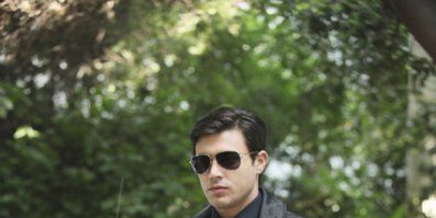 Cartel de A través de muchos peligros