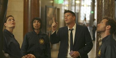 Cartel de The Crack in The Code