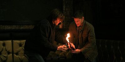 Cartel de Man's Best Friend With Benefits