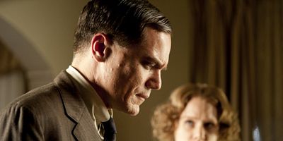 Cartel de You'd Be Surprised