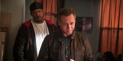 Cartel de Chin Check