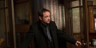 Cartel de First Born