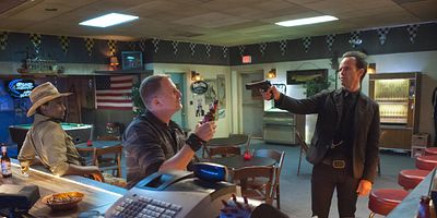 Cartel de Shot All to Hell