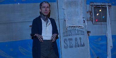 Cartel de Masacre en la fiesta de Tupperware