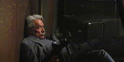 Cartel de Cuando una puerta de cierra…