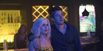 Cartel de Zombie Bro