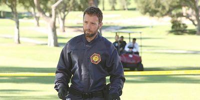 Cartel de High Treason in the Holiday Season