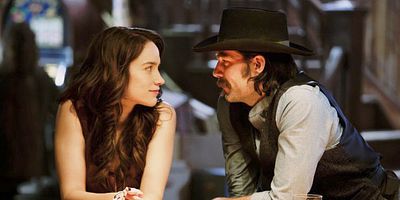 Cartel de Keep the Home Fires Burning