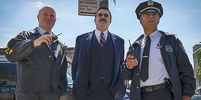 Cartel de For the Community