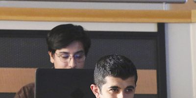 Cartel de ¿Alguien está realmente muerto?