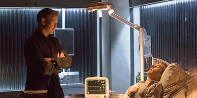 Cartel de What Are You?