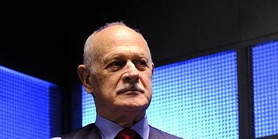 Cartel de 5:00 p.m.-6:00 p.m.