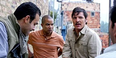 Cartel de Los enemigos de mi enemigo