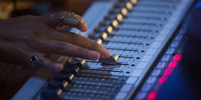 Cartel de Chapter VI