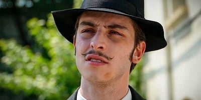 Cartel de Vatanım Sensin 31.Bölüm