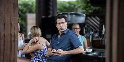 Cartel de Laying In The Weeds