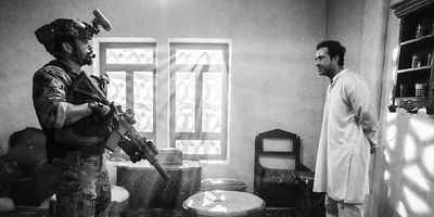 Cartel de Pattern of Life