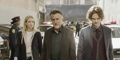 Cartel de Bad Moon on the Rise