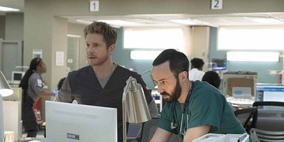 Cartel de Identity Crisis