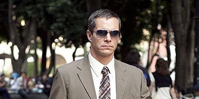 Cartel de Fiesta Sorpresa