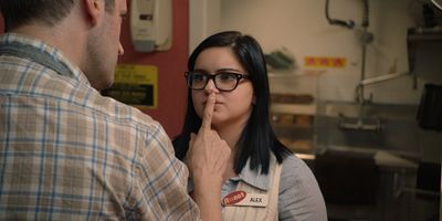 Cartel de Heavy Is the Head