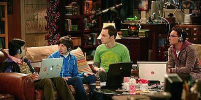 Cartel de En Guerra con Zarnecki