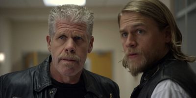 Cartel de Turning and Turning