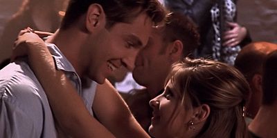 Cartel de Never Kill a Boy on the First Date