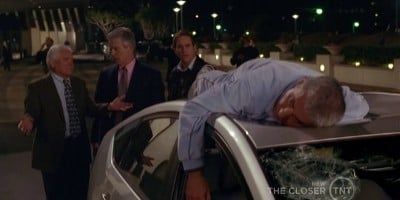 Cartel de Servir con amor