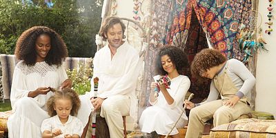 Cartel de Becoming Bow