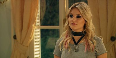 Cartel de La competencia se acerca, sobre ruedas