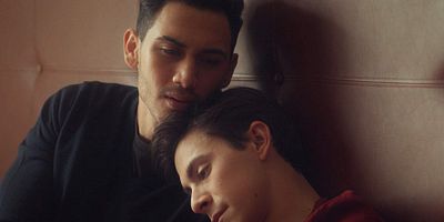 Cartel de Mira cómo beben