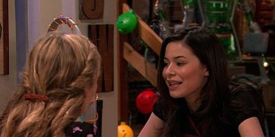 Cartel de Espiando a la maestra malvada