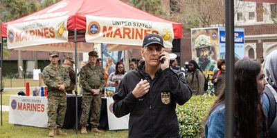 Cartel de Bad Moon Rising