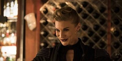 Cartel de Love is a Battlefield