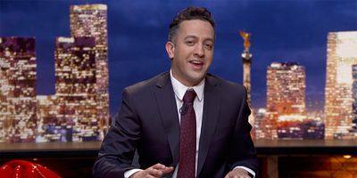 Cartel de "Manden nudes, manden amor."