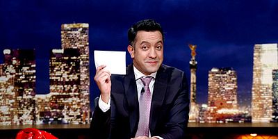 Cartel de El Gobierno nos espía