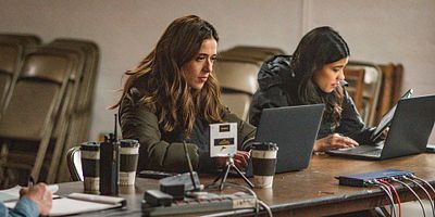 Cartel de Buried Secrets