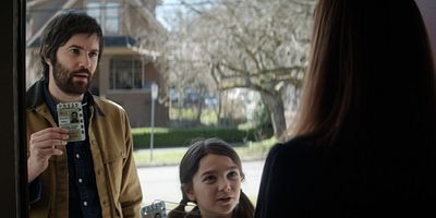 Cartel de Superheroína cazamonstruos