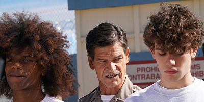 Cartel de Under the Gun