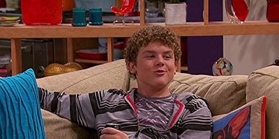 Cartel de Los peligros comienzan - Parte 2