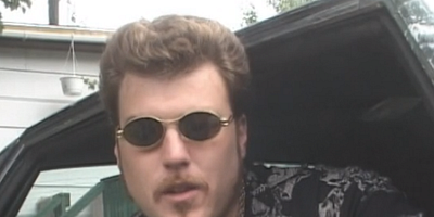 Cartel de Nunca confíen en un hombre sin camisa