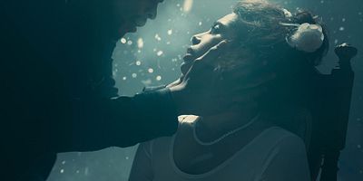 Cartel de Snow Globe Killer