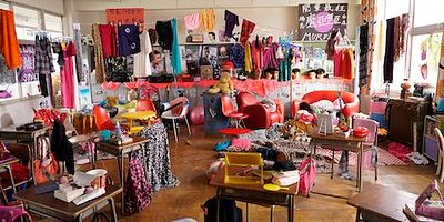 Cartel de ¡Lindas alumnas de intercambio!